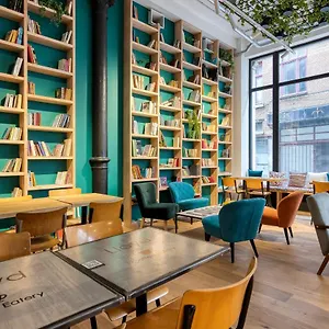 3* מלון Aris Grand Place